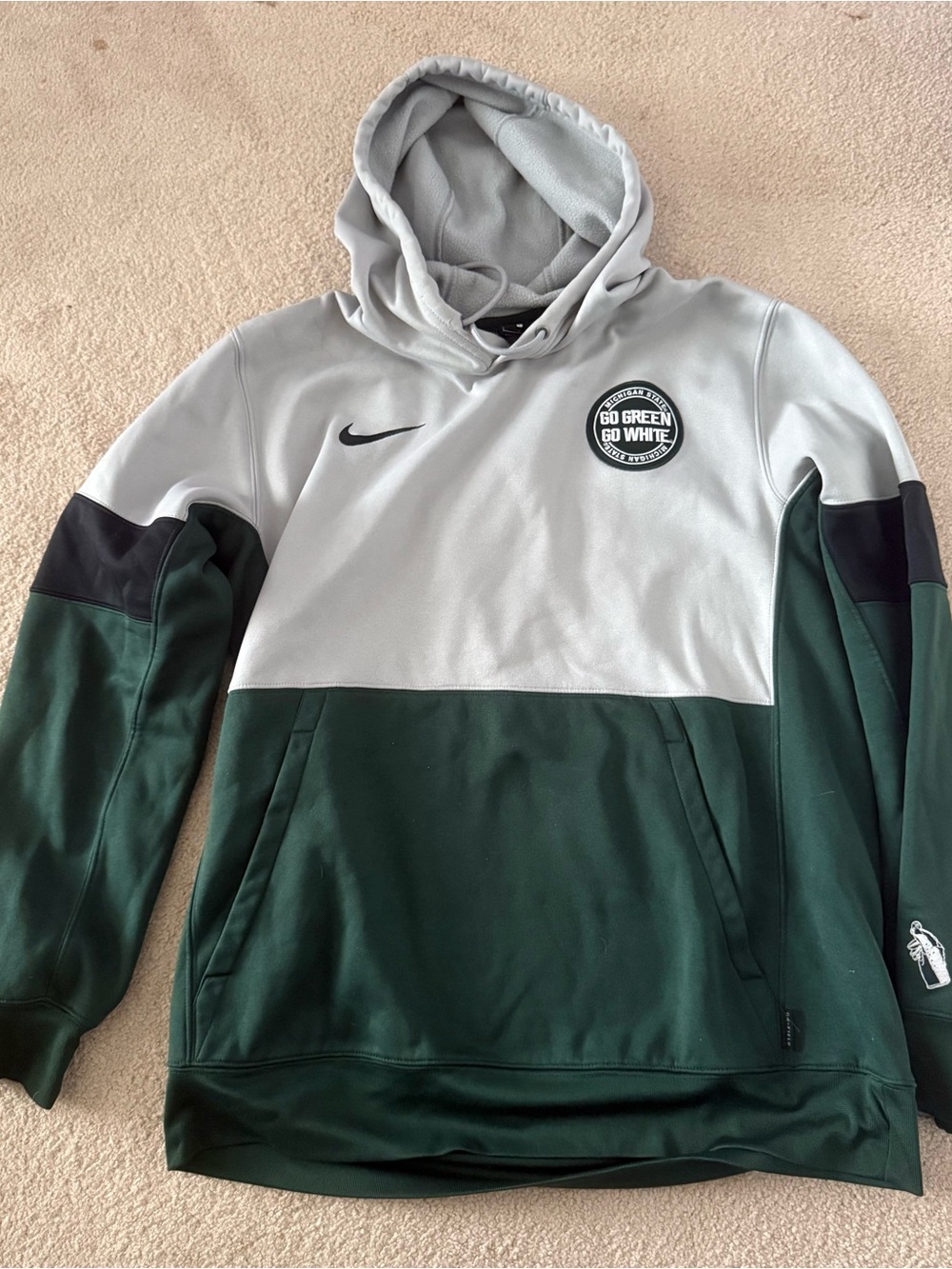 Nike Large Michigan State Hoodie Green & Gray - Measurements in Pictures